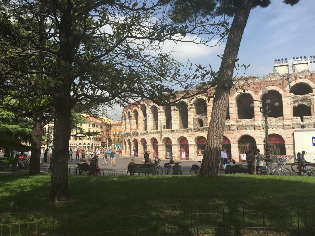 Appartamento "Domus Coeli" ヴェローナ エクステリア 写真